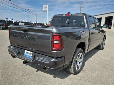 2027 RAM Ram 1500 RAM 1500 EXPRESS CREW CAB 4X2 5'7' BOX