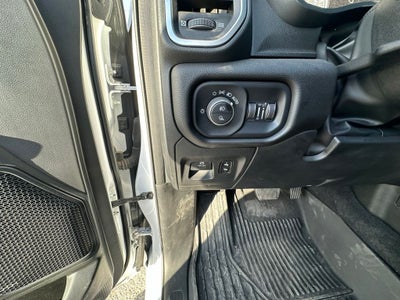 2025 RAM 1500 Lone Star Crew Cab 4x4 5'7' Box