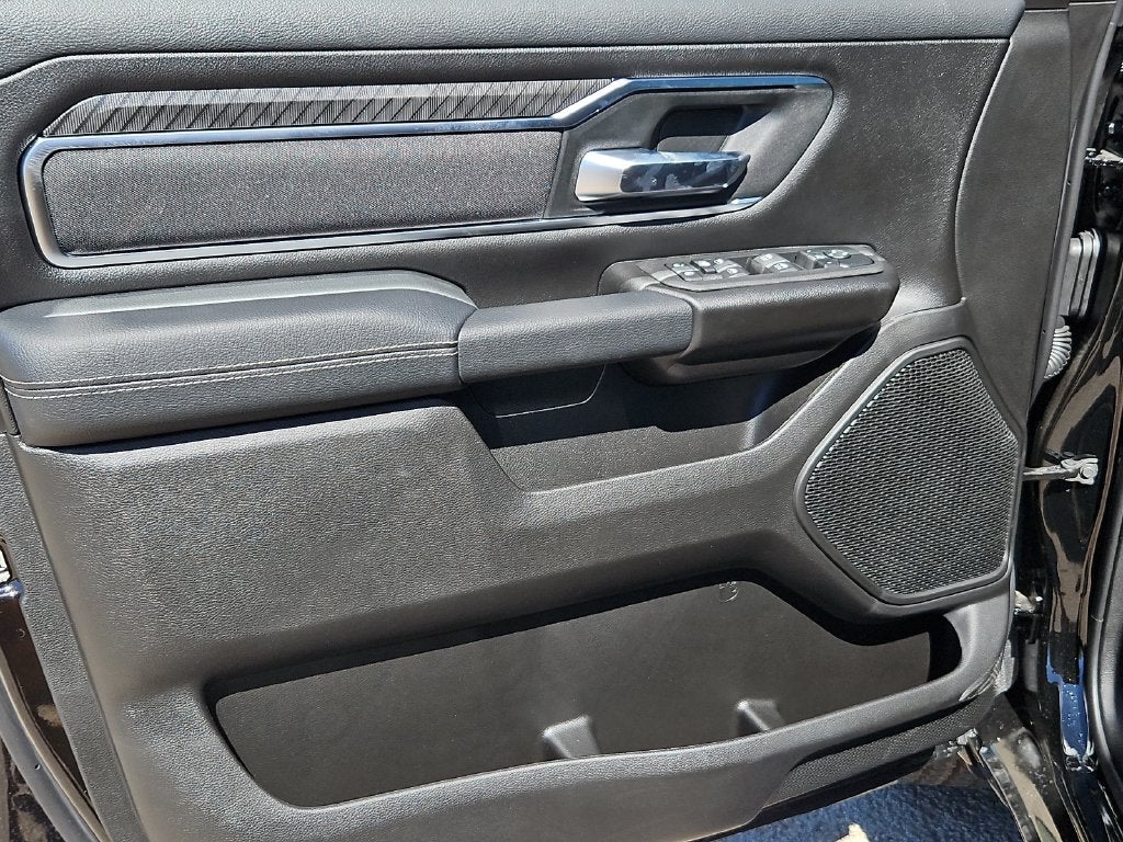 2027 RAM Ram 1500 RAM 1500 LONE STAR CREW CAB 4X4 5'7' BOX