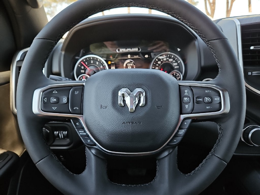 2027 RAM Ram 1500 RAM 1500 LONE STAR CREW CAB 4X4 5'7' BOX