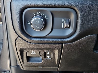 2026 RAM Ram 1500 RAM 1500 LONE STAR CREW CAB 4X4 5'7' BOX