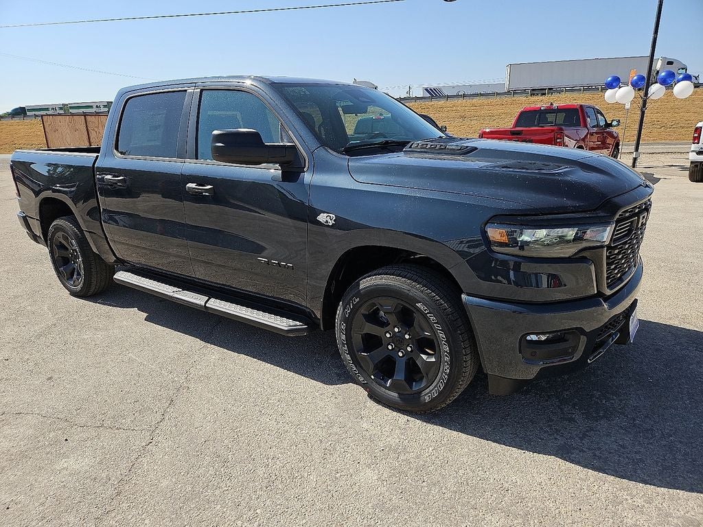 2026 RAM Ram 1500 RAM 1500 EXPRESS CREW CAB 4X4 5'7' BOX