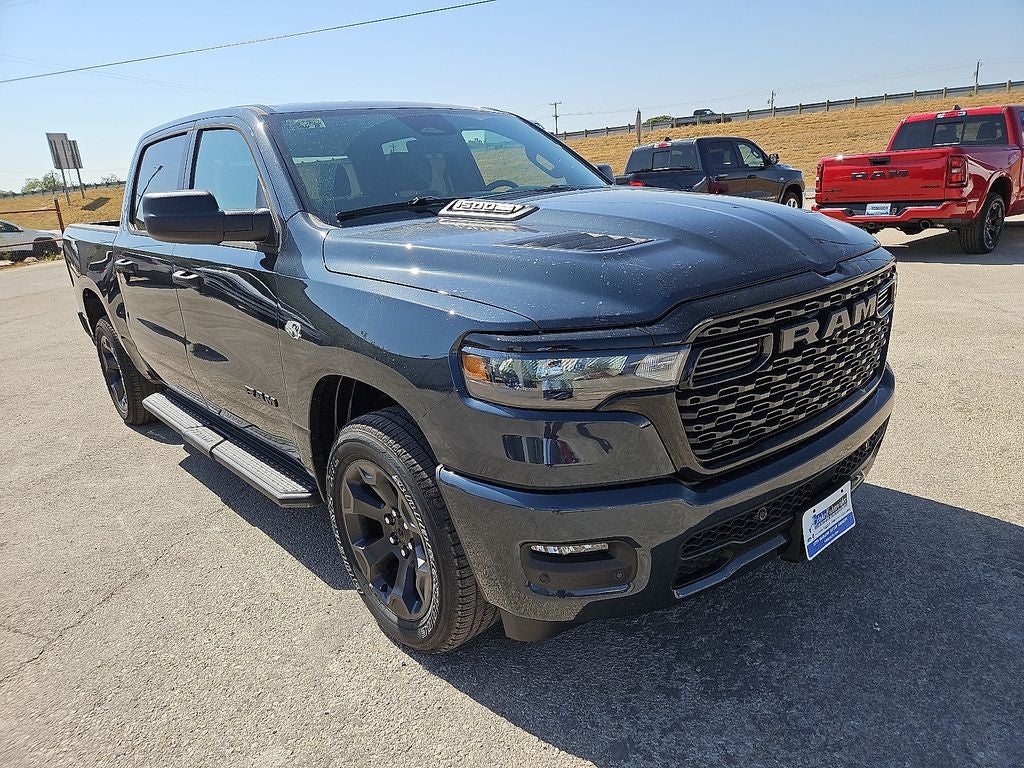 2026 RAM Ram 1500 RAM 1500 EXPRESS CREW CAB 4X4 5'7' BOX