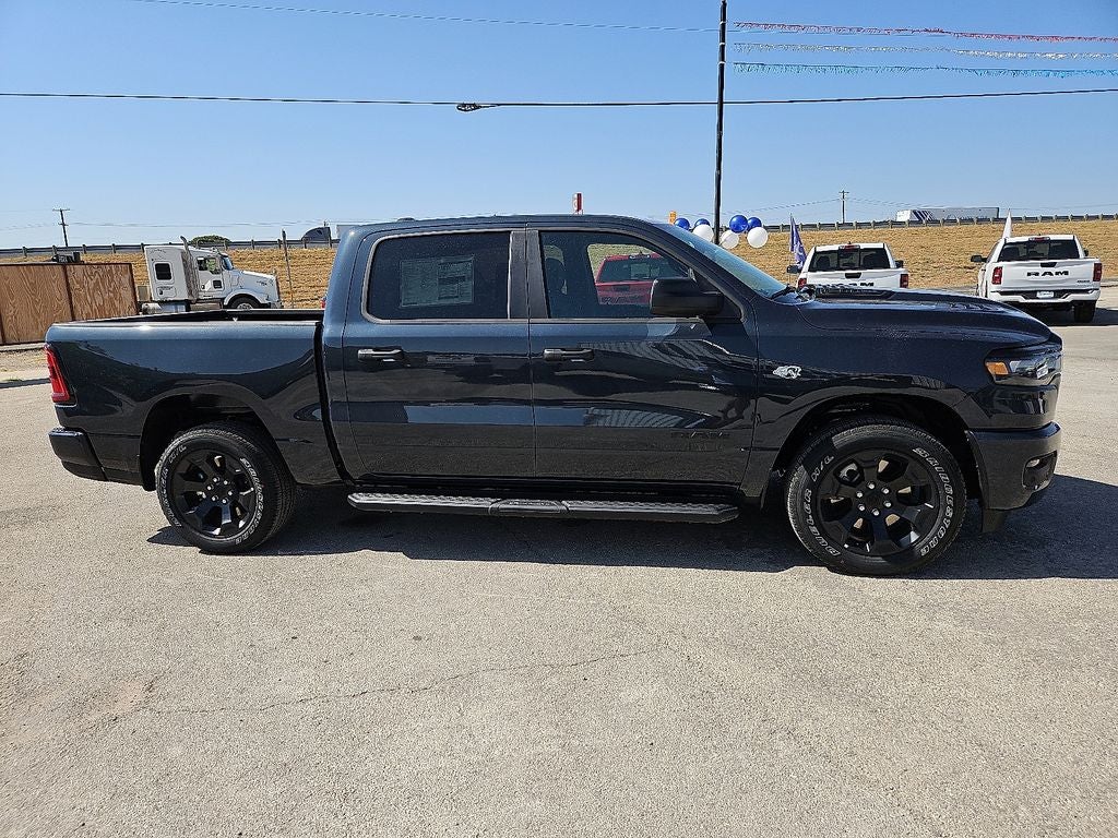 2026 RAM Ram 1500 RAM 1500 EXPRESS CREW CAB 4X4 5'7' BOX