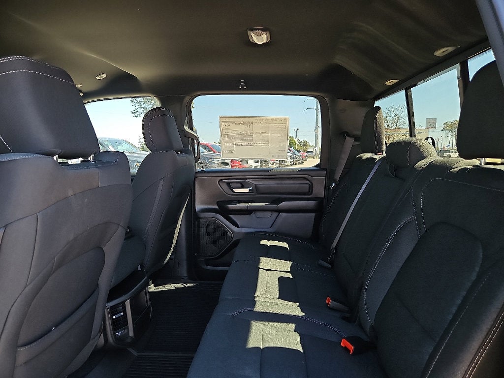 2027 RAM Ram 1500 RAM 1500 WARLOCK CREW CAB 4X4 5'7' BOX