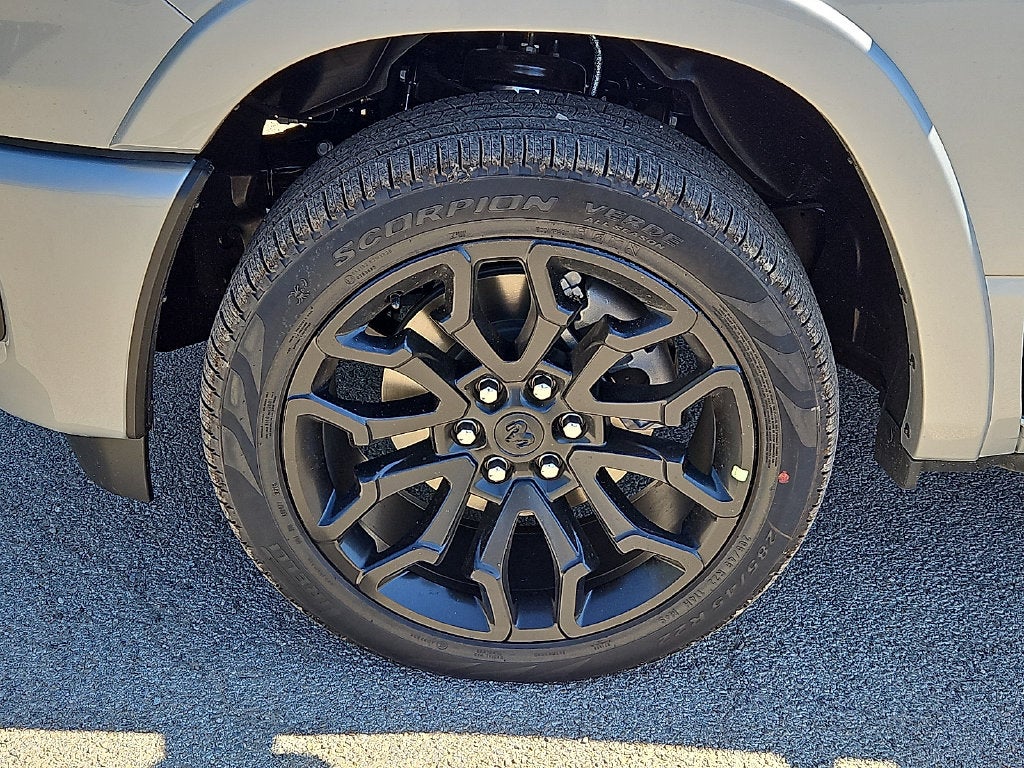 2027 RAM Ram 1500 RAM 1500 LIMITED CREW CAB 4X4 5'7' BOX