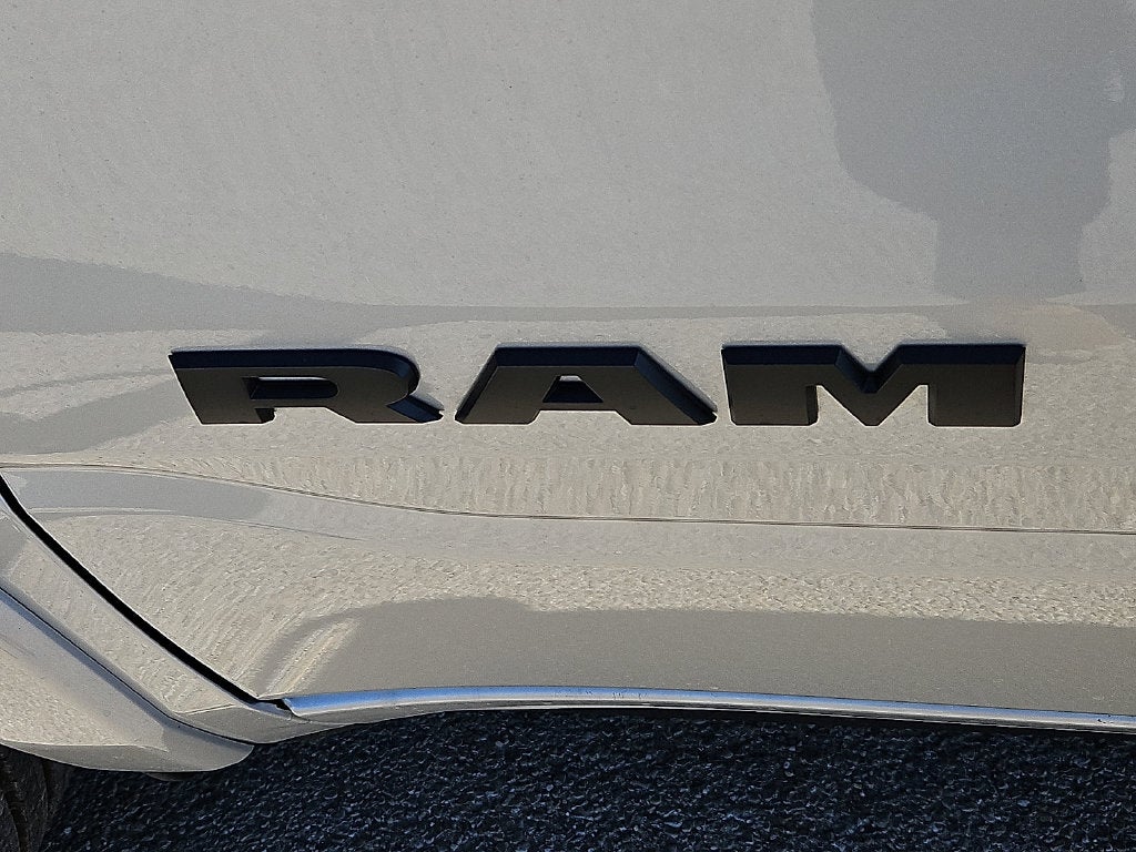 2027 RAM Ram 1500 RAM 1500 LIMITED CREW CAB 4X4 5'7' BOX