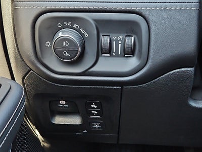 2027 RAM Ram 1500 RAM 1500 LIMITED CREW CAB 4X4 5'7' BOX
