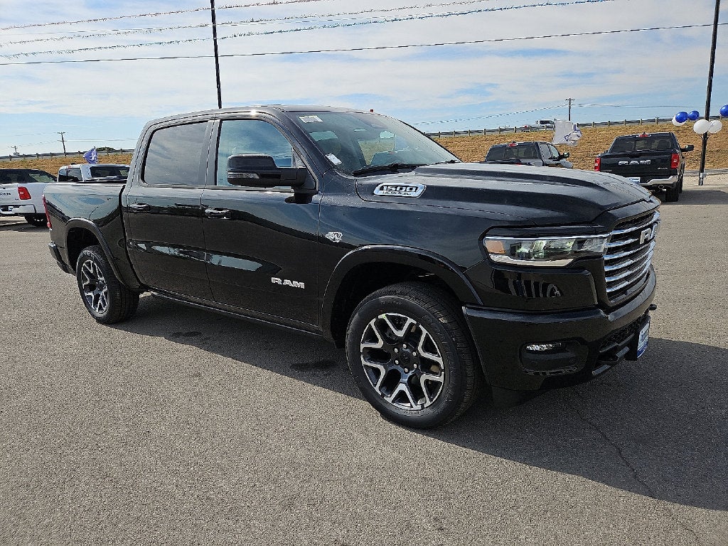 2027 RAM Ram 1500 RAM 1500 LARAMIE CREW CAB 4X4 5'7' BOX
