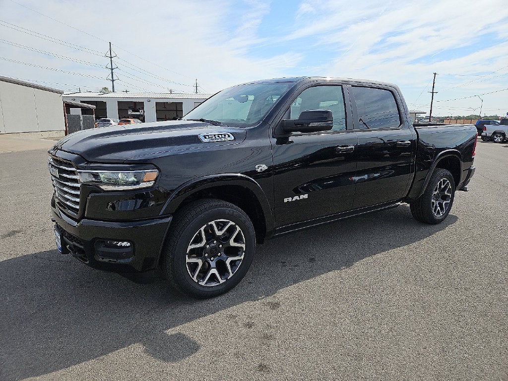 2027 RAM Ram 1500 RAM 1500 LARAMIE CREW CAB 4X4 5'7' BOX