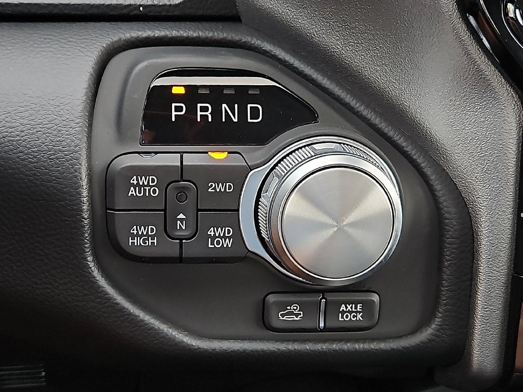 2027 RAM Ram 1500 RAM 1500 REBEL CREW CAB 4X4 5'7' BOX