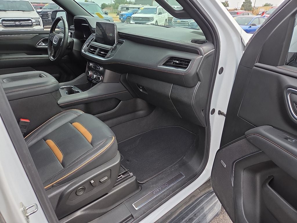 2024 GMC Yukon 4WD AT4