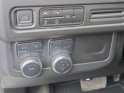 2024 GMC Yukon 4WD AT4