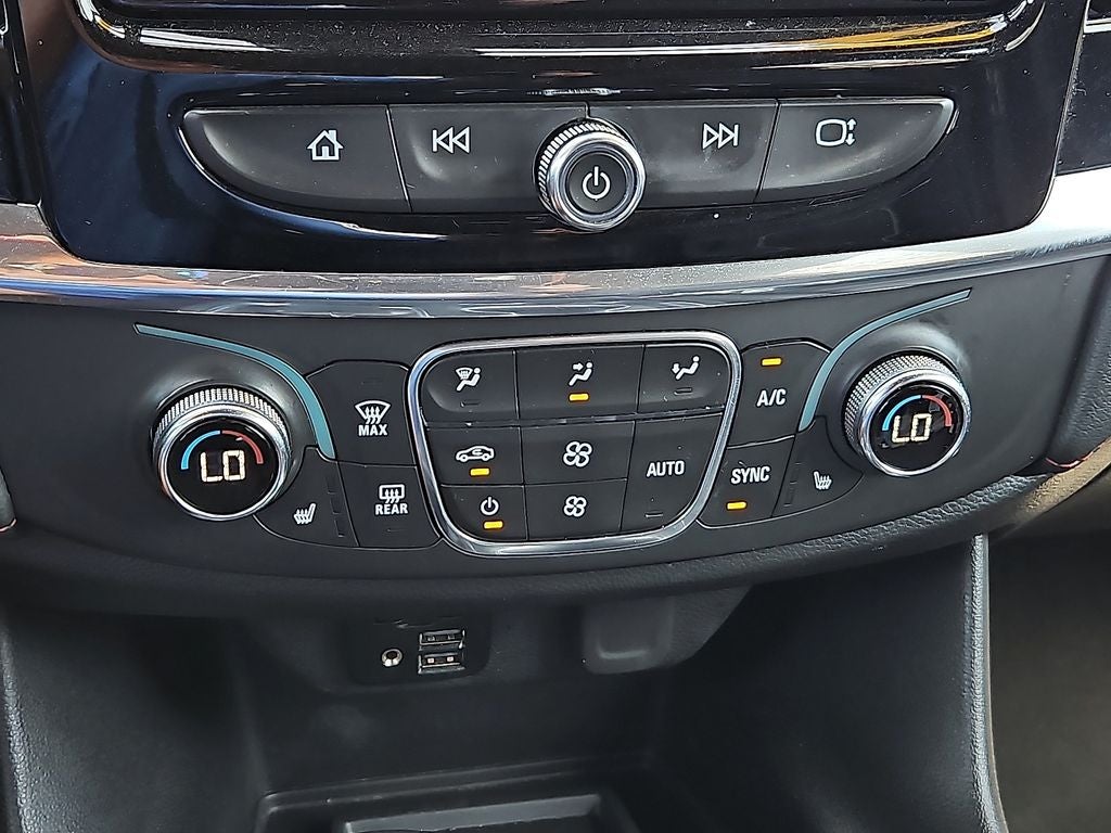 2023 Chevrolet Traverse AWD RS