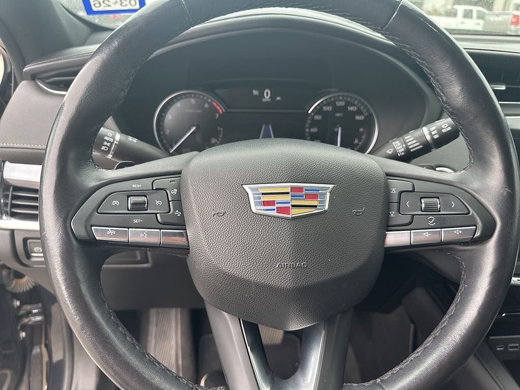 2023 Cadillac XT4 Luxury