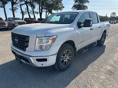 2024 Nissan Titan SV