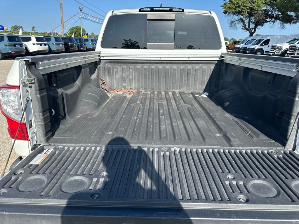 2024 Nissan Titan SV