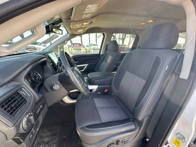 2024 Nissan Titan SV