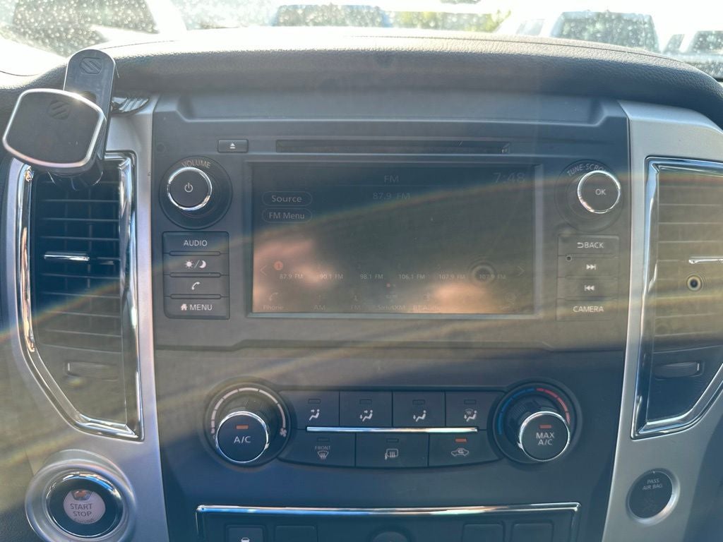 2019 Nissan Titan SV