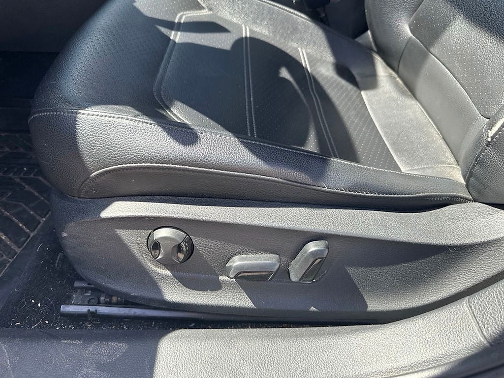 2016 Volkswagen Passat 1.8T SE