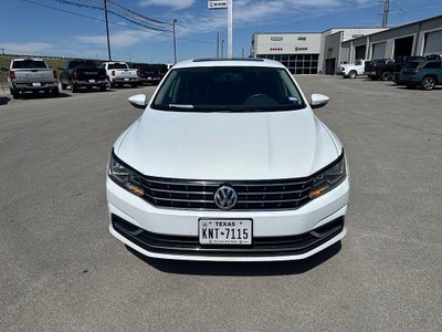 2016 Volkswagen Passat 1.8T SE