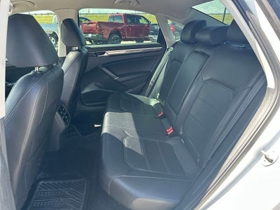 2016 Volkswagen Passat 1.8T SE