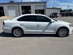 2016 Volkswagen Passat 1.8T SE
