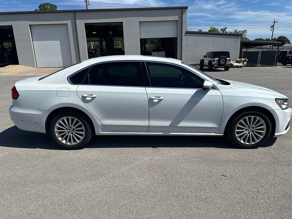 2016 Volkswagen Passat 1.8T SE