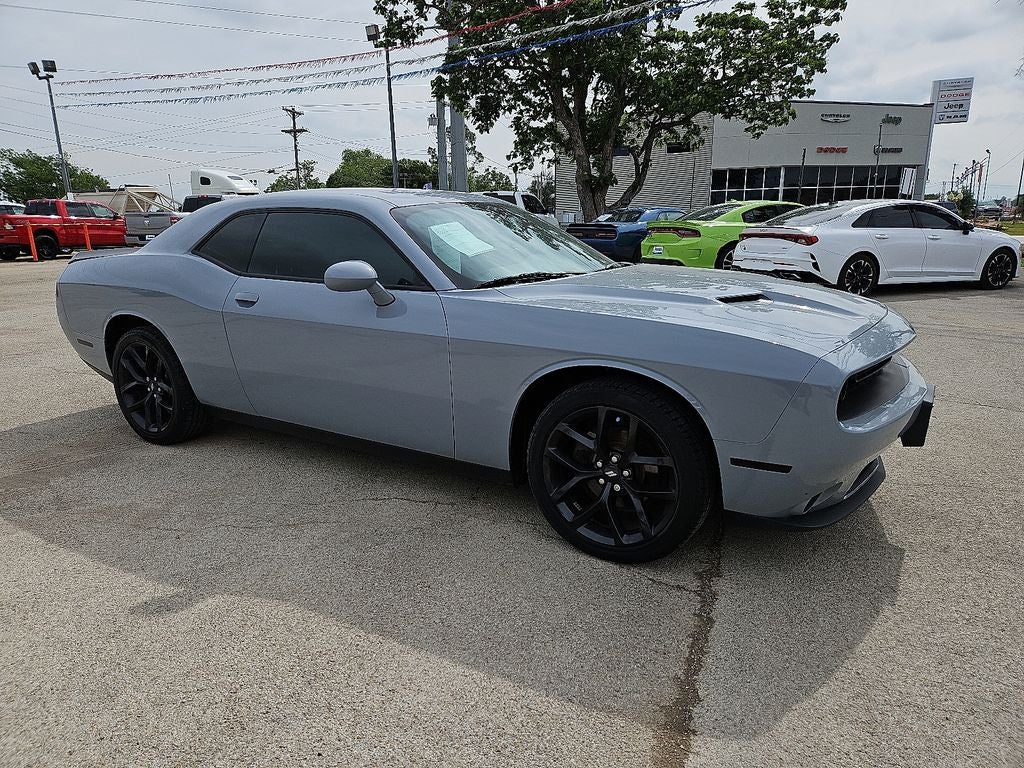 2021 Dodge Challenger SXT