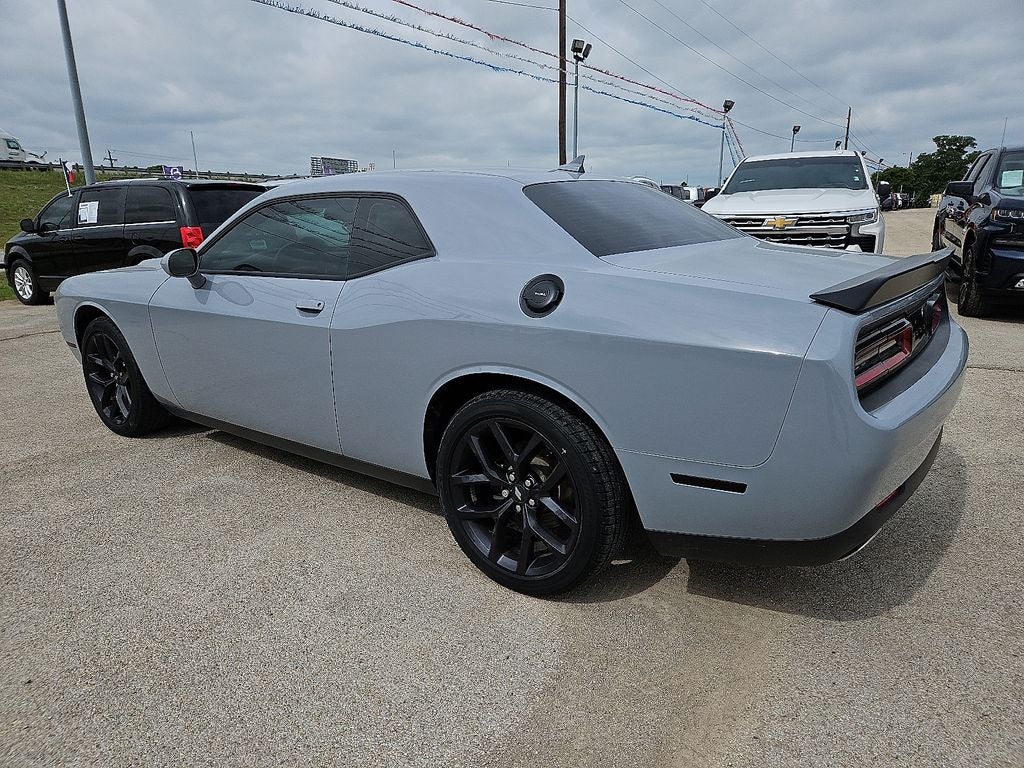 2021 Dodge Challenger SXT