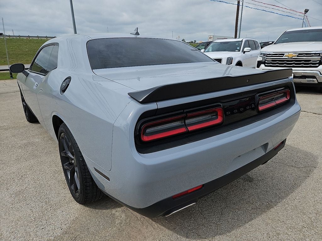 2021 Dodge Challenger SXT