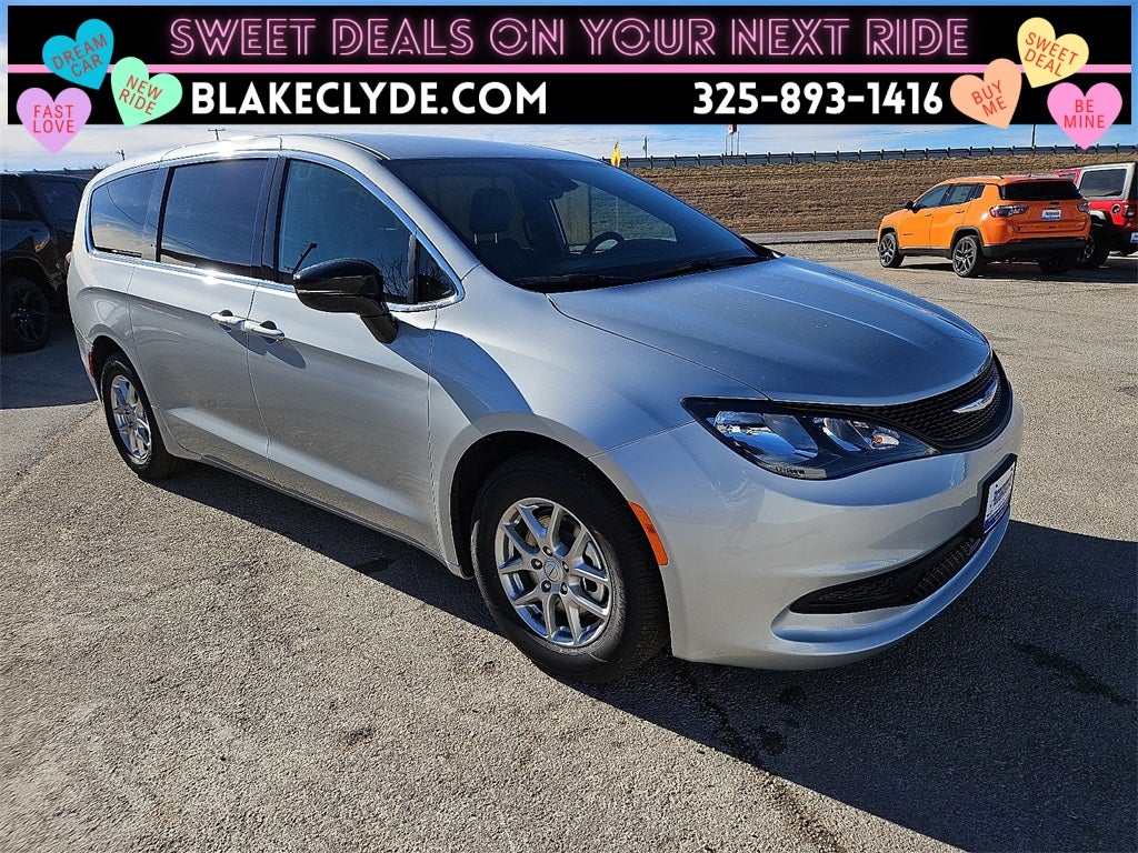 2026 Chrysler Voyager LX