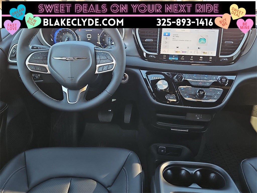 2026 Chrysler Voyager LX