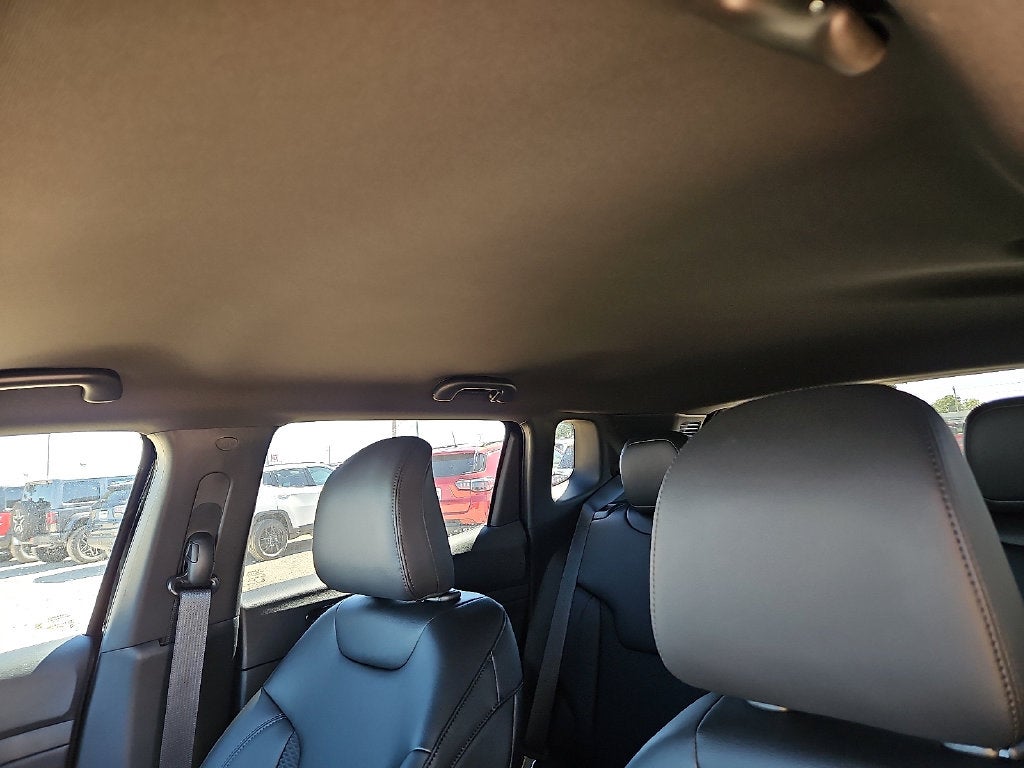2027 Jeep Compass COMPASS LATITUDE ALTITUDE 4X4