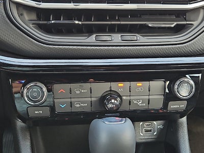 2027 Jeep Compass COMPASS LATITUDE ALTITUDE 4X4