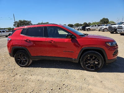 2027 Jeep Compass COMPASS LATITUDE ALTITUDE 4X4