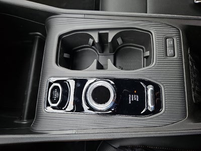 2027 Jeep Cherokee Limited