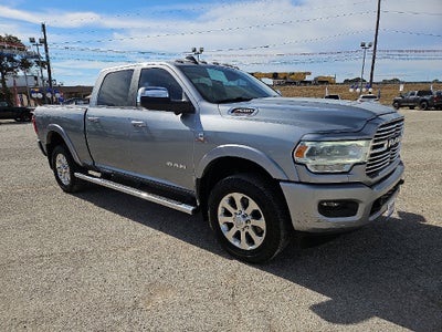 2019 RAM 3500 Laramie Crew Cab 4x4 6'4' Box