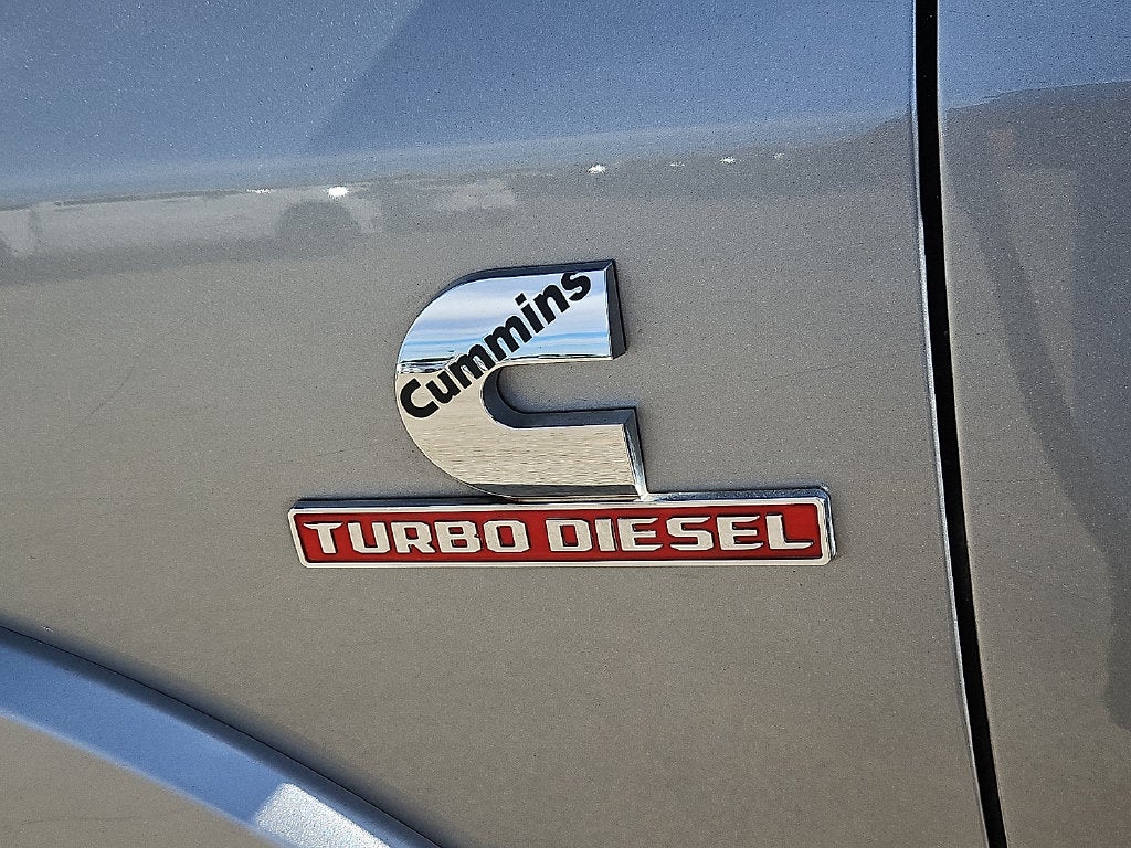 2019 RAM 3500 Laramie Crew Cab 4x4 6'4' Box