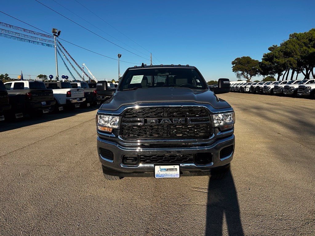 2024 RAM 3500 Tradesman Crew Cab 4x4 8' Box