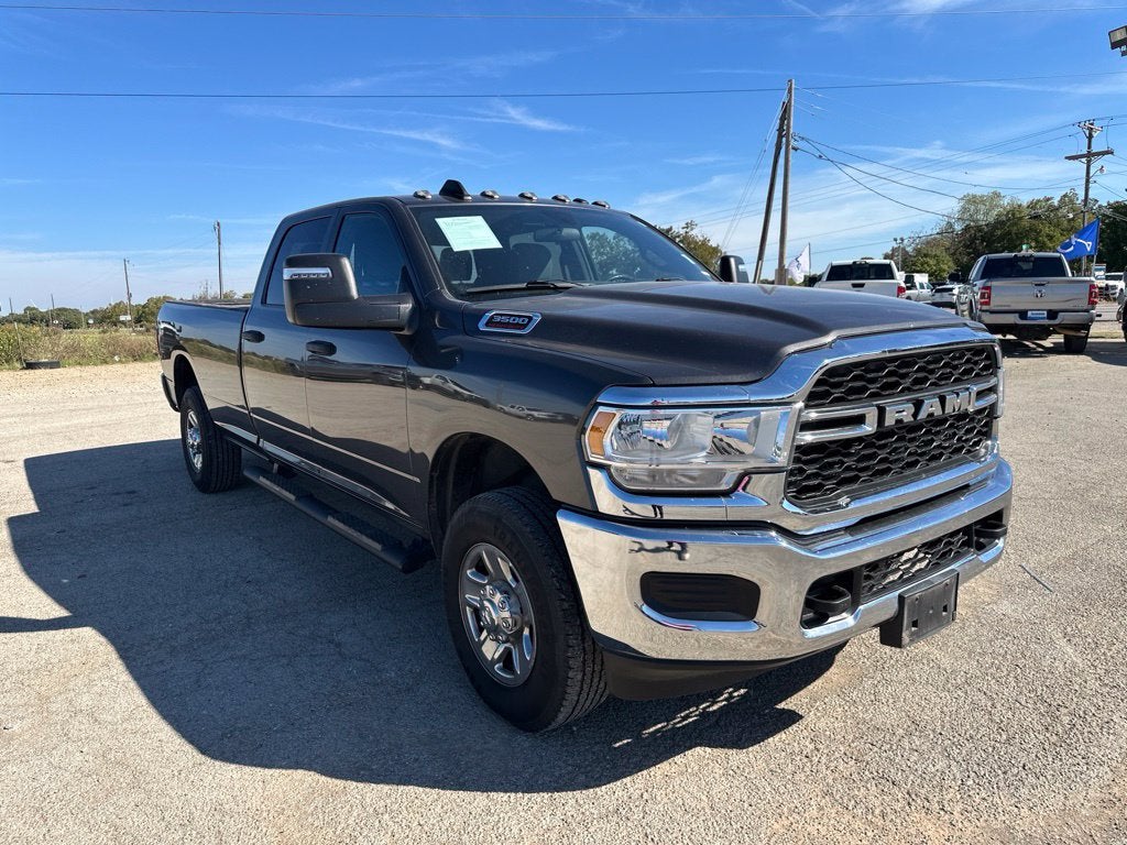 2024 RAM 3500 Tradesman Crew Cab 4x4 8' Box