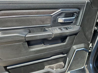 2025 RAM 2500 Laramie Crew Cab 4x4 8' Box