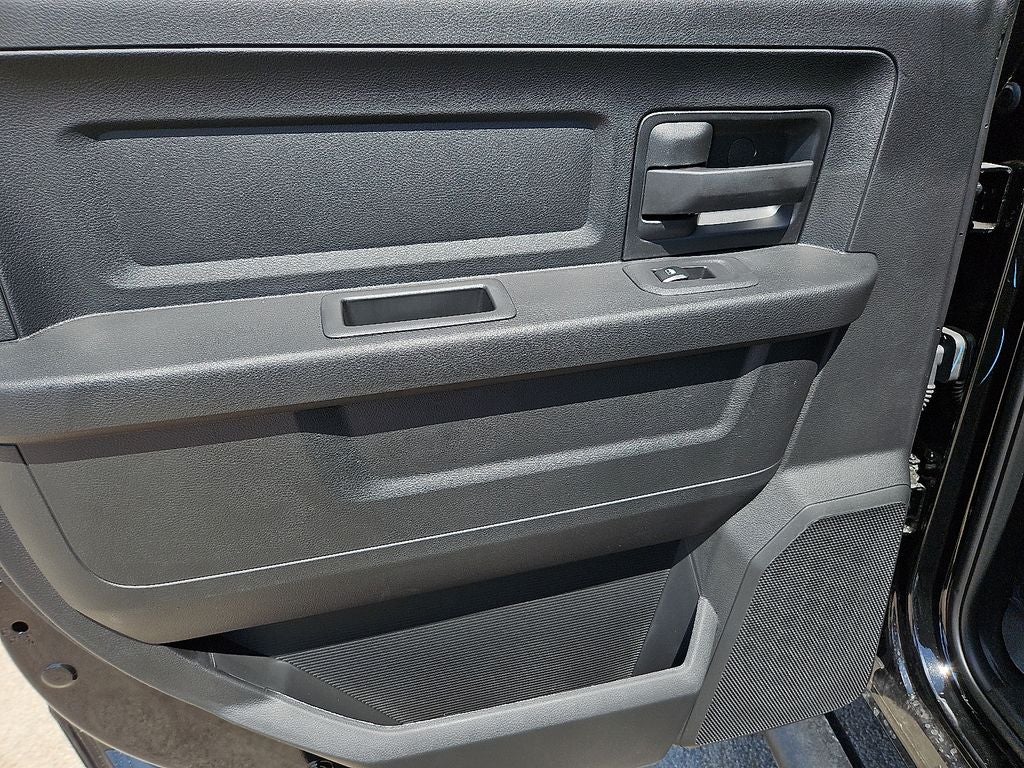 2027 RAM Ram 3500 RAM 3500 TRADESMAN CREW CAB 4X4 8' BOX