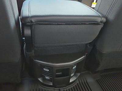 2027 RAM Ram 3500 RAM 3500 TRADESMAN CREW CAB 4X4 8' BOX