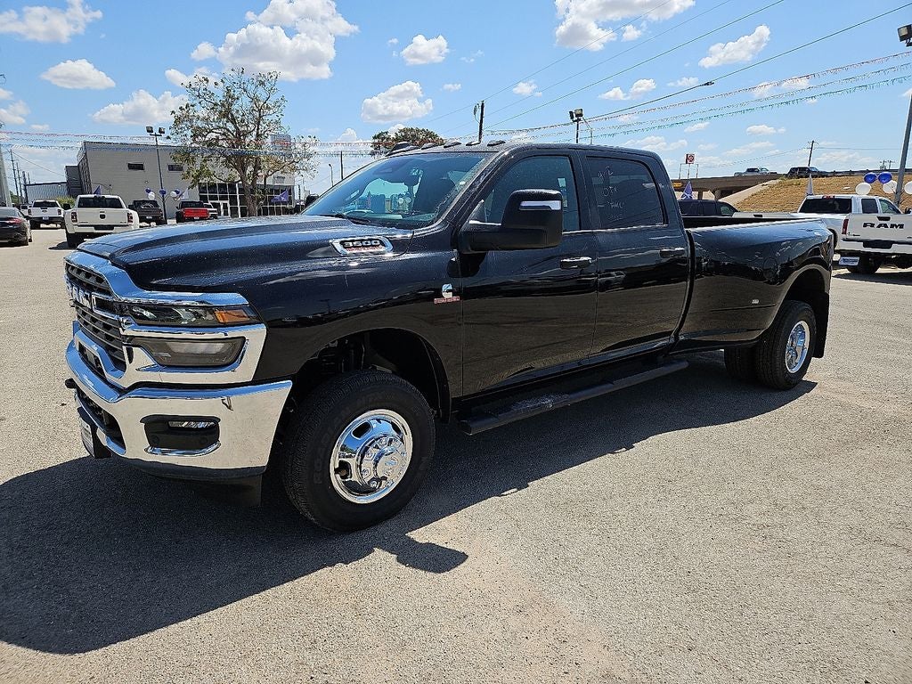 2027 RAM Ram 3500 RAM 3500 TRADESMAN CREW CAB 4X4 8' BOX