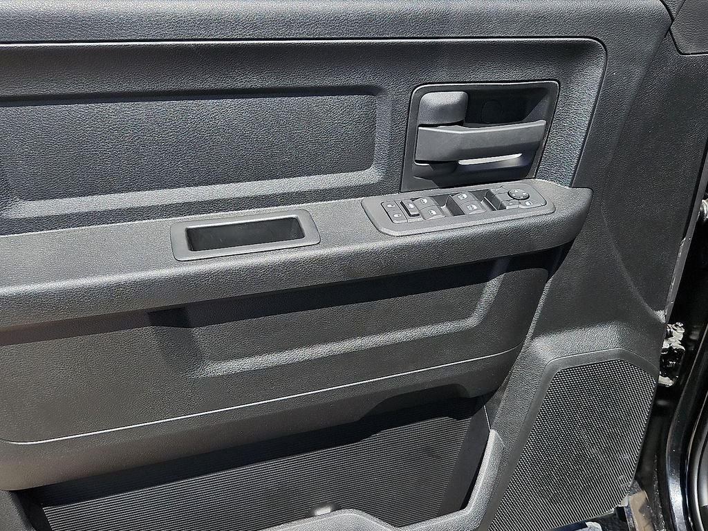 2027 RAM Ram 3500 RAM 3500 TRADESMAN CREW CAB 4X4 8' BOX
