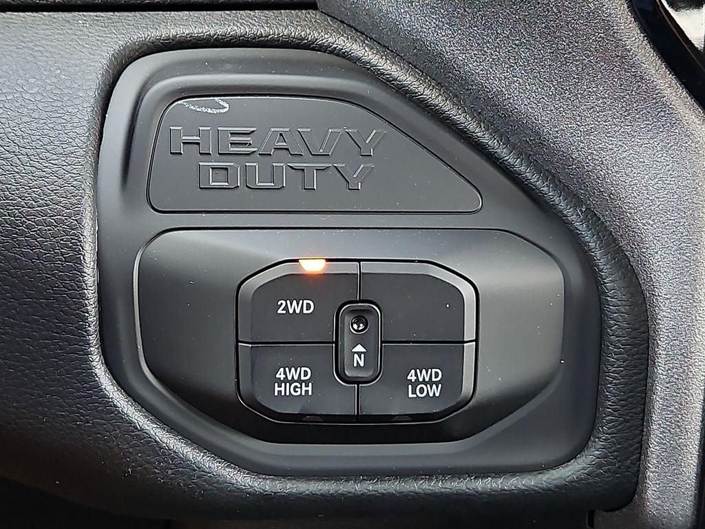 2027 RAM Ram 3500 RAM 3500 TRADESMAN CREW CAB 4X4 8' BOX