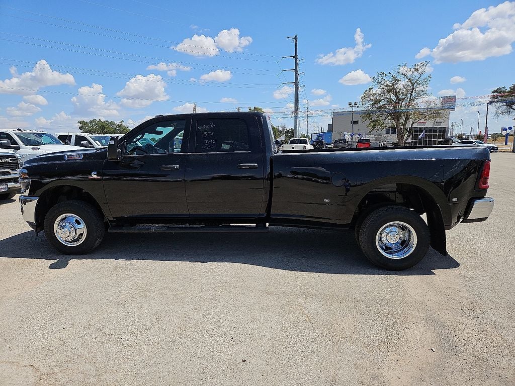 2027 RAM Ram 3500 RAM 3500 TRADESMAN CREW CAB 4X4 8' BOX