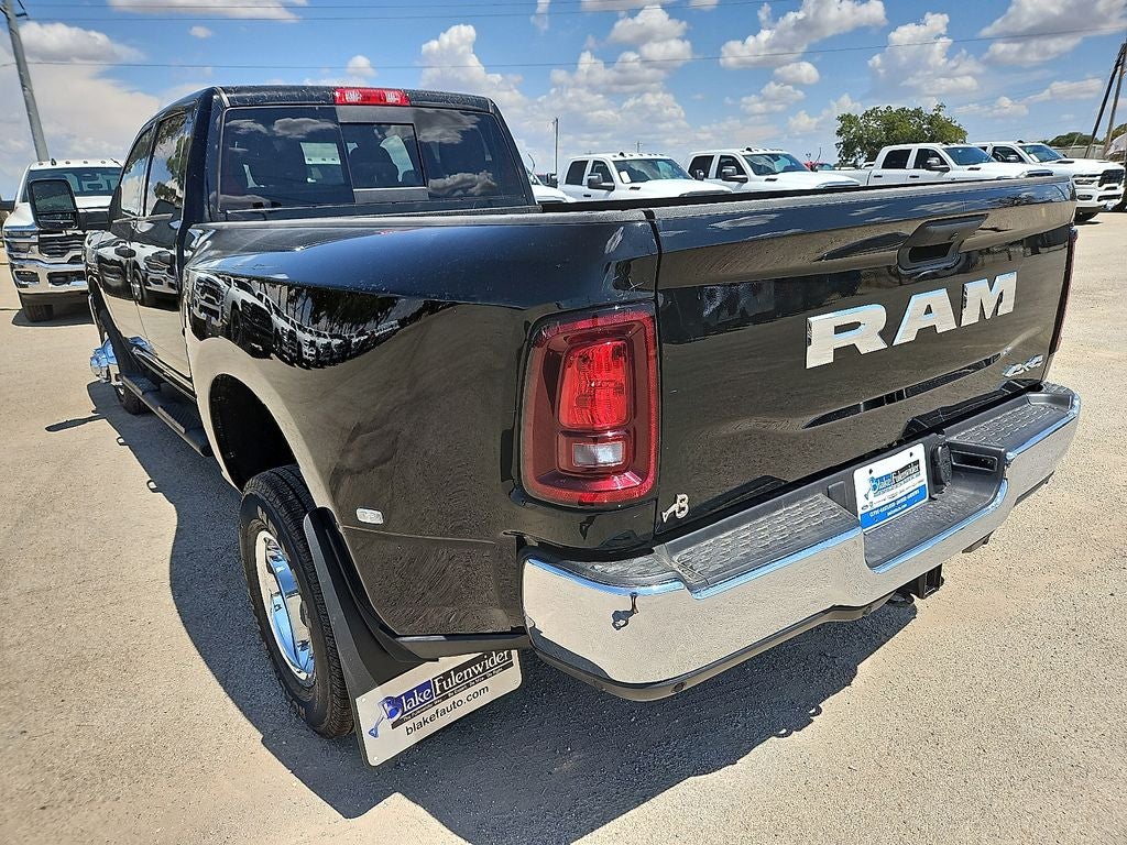 2027 RAM Ram 3500 RAM 3500 TRADESMAN CREW CAB 4X4 8' BOX
