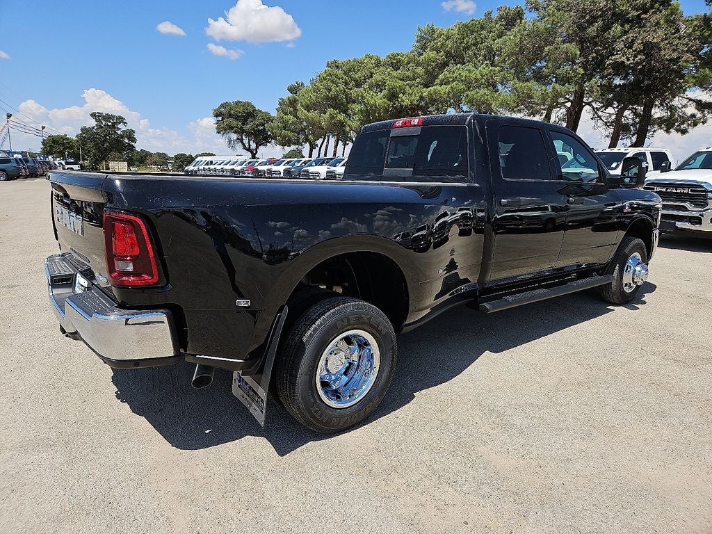 2027 RAM Ram 3500 RAM 3500 TRADESMAN CREW CAB 4X4 8' BOX